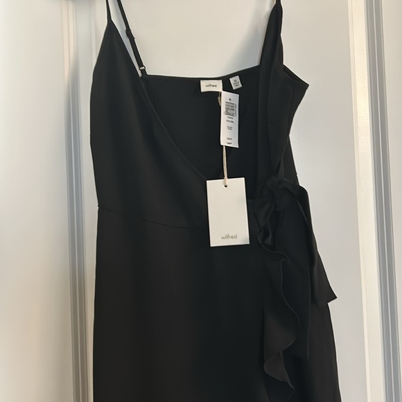 Wilfred dress with tags ( soleil) xs Aritzia - Picture 3 of 4